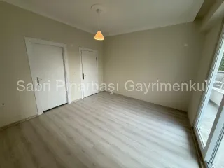 SABRİ PINARBAŞI'dan EDREMİT'te SATILIK SIFIR 2+1 ÖNCEPHE DAİRE