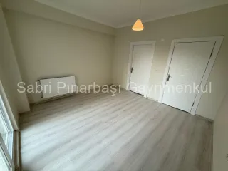 SABRİ PINARBAŞI'dan EDREMİT'te SATILIK SIFIR 2+1 ÖNCEPHE DAİRE