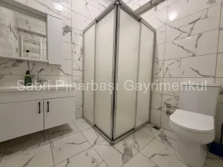 SABRİ PINARBAŞI'dan EDREMİT'te SATILIK SIFIR 2+1 ÖNCEPHE DAİRE