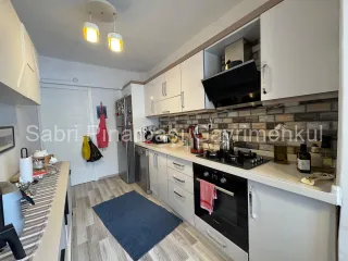 SABRİ PINARBAŞI'dan ZEYTİNLİ'de SATILIK FULL YAPILI 2+1 DAİRE