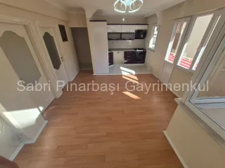 SABRİ PINARBAŞI'dan AKÇAY MERKEZ'de SATILIK 2+1 DAİRE