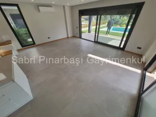 SABRİ PINARBAŞI'dan GÜRE'de ULTRA LÜKS SATILIK TEK MÜSTAKİL HAVUZLU VİLLA