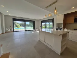 SABRİ PINARBAŞI'dan GÜRE'de ULTRA LÜKS SATILIK TEK MÜSTAKİL HAVUZLU VİLLA