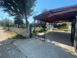 ALTINOLUK 'ta 1350 M2 ARSA İÇERİSİNDE SATILIK MÜSTAKİL VİLLA