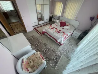 ALTINOLUK 'ta 1350 M2 ARSA İÇERİSİNDE SATILIK MÜSTAKİL VİLLA