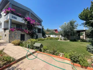 ALTINOLUK 'ta 1350 M2 ARSA İÇERİSİNDE SATILIK MÜSTAKİL VİLLA