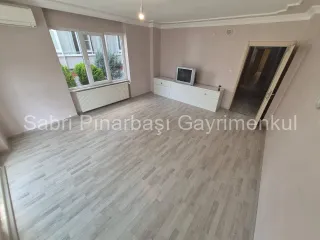SABRİ PINARBAŞI'dan AKÇAY'da SATILIK GENİŞ ÖNCEPHE 3+1 DAİRE