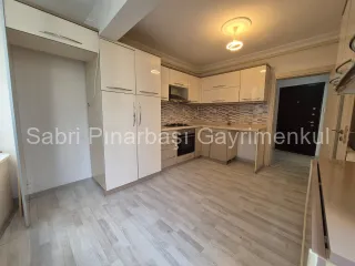 SABRİ PINARBAŞI'dan AKÇAY'da SATILIK GENİŞ ÖNCEPHE 3+1 DAİRE