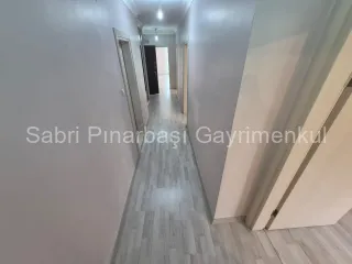 SABRİ PINARBAŞI'dan AKÇAY'da SATILIK GENİŞ ÖNCEPHE 3+1 DAİRE