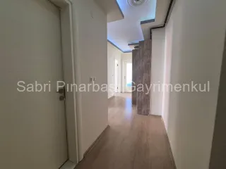 SABRİ PINARBAŞI'dan ALTINKUM'da SATILIK EBEVEYN BANYOLU DOĞALGAZLI 2+1 DAİRE