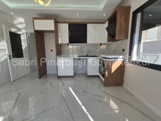 SABRİ PINARBAŞI'dan İKİZÇAY'da SATILIK DENİZ'e ÇOK YAKIN 2+1 SIFIR DAİRE