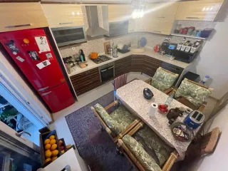 SABRİ PINARBAŞI'dan AKÇAY MERKEZ'de ŞÖMİNELİ SATILIK 2+1 DAİRE