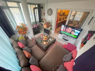 SABRİ PINARBAŞI'dan AKÇAY MERKEZ'de ŞÖMİNELİ SATILIK 2+1 DAİRE
