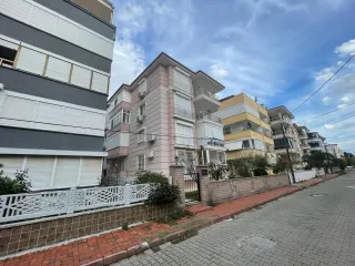 SABRİ PINARBAŞI'dan AKÇAY MERKEZ'de ŞÖMİNELİ SATILIK 2+1 DAİRE