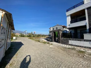 SABRİ PINARBAŞI'dan AKÇAY YENİMAHALLE'de SATILIK SIFIR VİLLA
