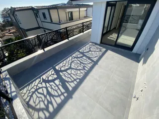 SABRİ PINARBAŞI'dan AKÇAY YENİMAHALLE'de SATILIK SIFIR VİLLA