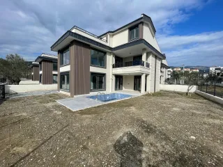 SABRİ PINARBAŞI'dan GÜRE'de SATILIK ULTRA LÜKS MÜSTAKİL HAVUZLU VİLLA