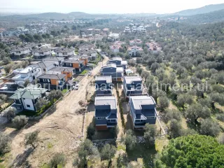 SABRİ PINARBAŞI'dan GÜRE'de SATILIK MÜSTAKİL HAVUZLU VİLLA