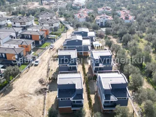 SABRİ PINARBAŞI'dan GÜRE'de SATILIK MÜSTAKİL HAVUZLU VİLLA