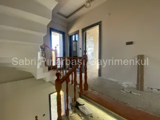 SABRİ PINARBAŞI'dan GÜRE'de SATILIK MÜSTAKİL HAVUZLU VİLLA