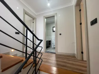 SABRİ PINARBAŞI'dan ALTINOLUK'ta DENİZ'e 100 METRE SATILIK TEK MÜSTAKİL VİLLA