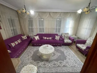 SABRİ PINARBAŞI'dan ALTINOLUK MERKEZ'de SATILIK KALORİFERLİ ARAKAT 2+1 DAİRE