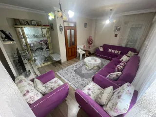SABRİ PINARBAŞI'dan ALTINOLUK MERKEZ'de SATILIK KALORİFERLİ ARAKAT 2+1 DAİRE