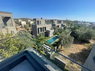 SABRİ PINARBAŞI'dan GÜRE'de EŞSİZ MİMARİLİ SATILIK MÜSTAKİL VİLLA