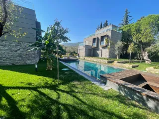 SABRİ PINARBAŞI'dan GÜRE'de EŞSİZ MİMARİLİ SATILIK MÜSTAKİL VİLLA