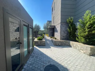 SABRİ PINARBAŞI'dan GÜRE'de EŞSİZ MİMARİLİ SATILIK MÜSTAKİL VİLLA